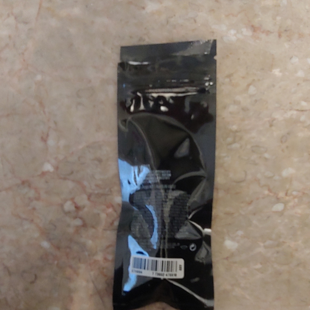 MAC SIN LIPSTICK - Picture 3 of 3